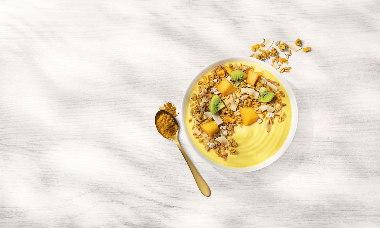 Vegansk frukost smoothie bowl mango Paulúns