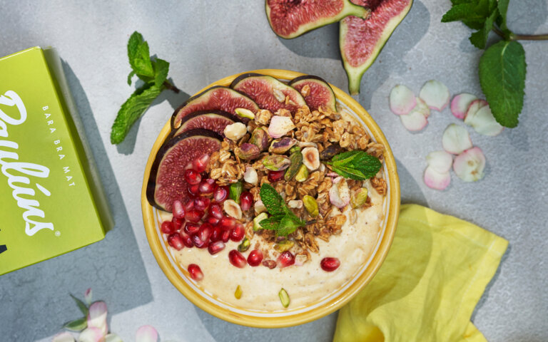 Baklawa Bowl med granola från Paulúns